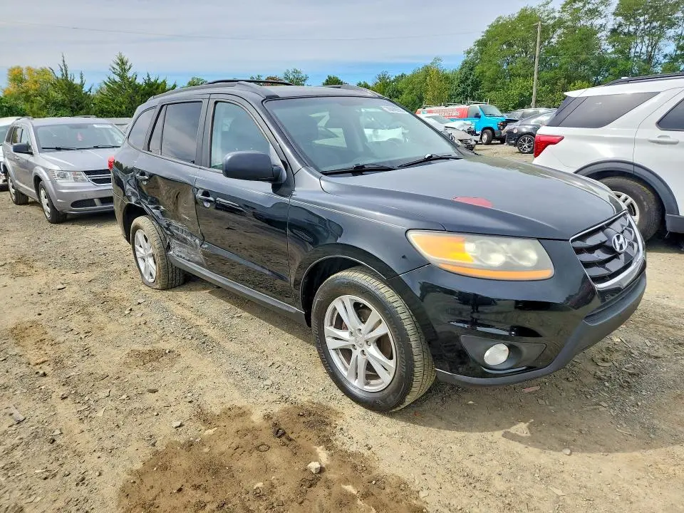 2010 HYUNDAI SANTA FE SE  