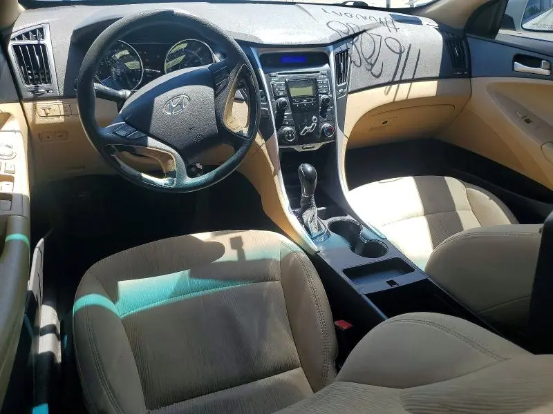 2011 HYUNDAI SONATA GLS  