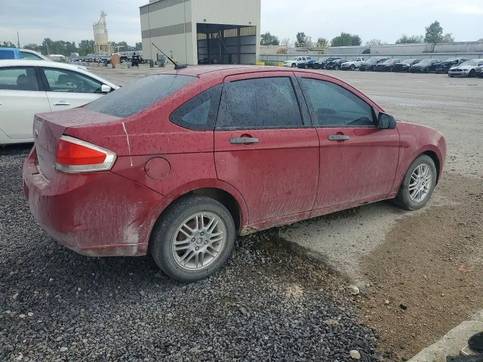 2010 FORD FOCUS SE  