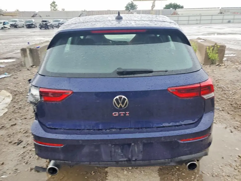 2022 VOLKSWAGEN GTI SE  