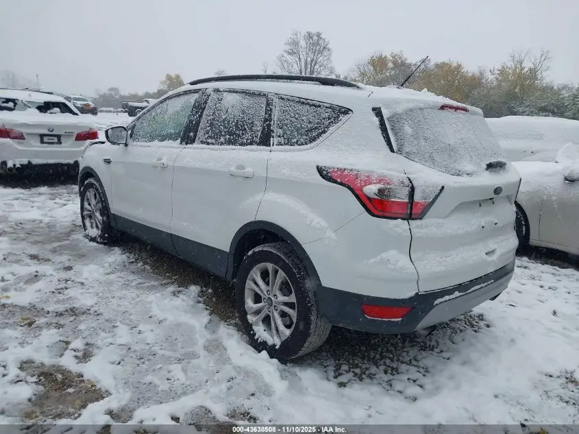 2017 FORD ESCAPE SE