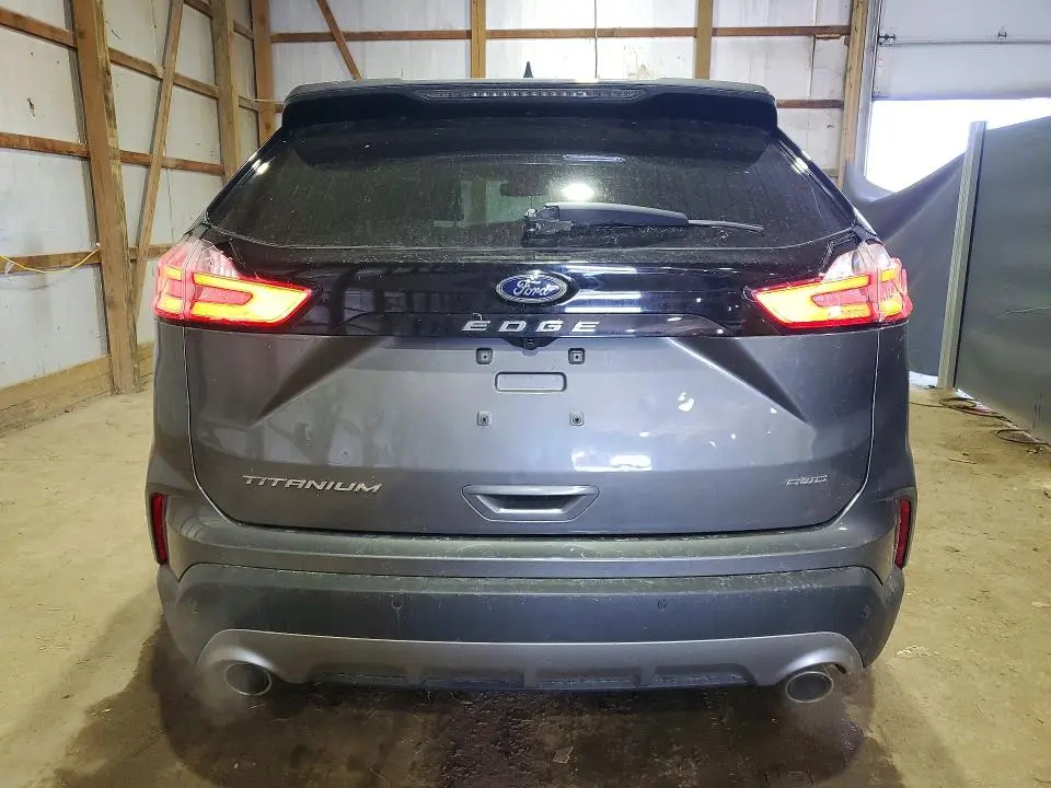 2022 FORD EDGE TITANIUM  