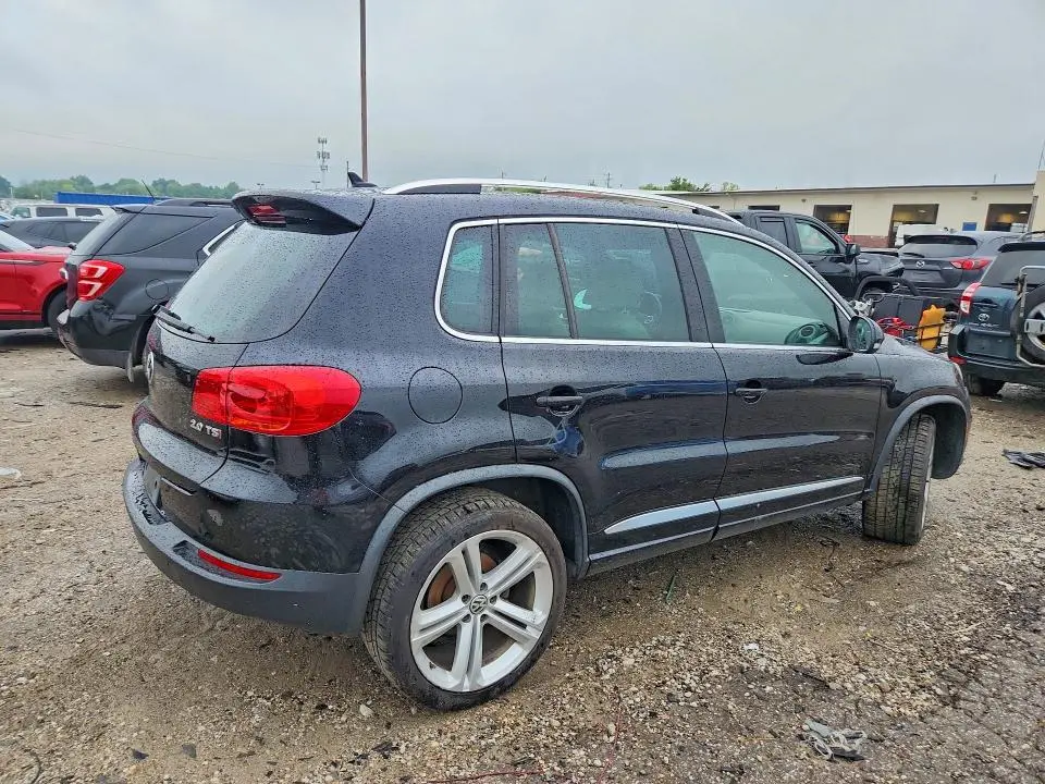 2014 VOLKSWAGEN TIGUAN S  
