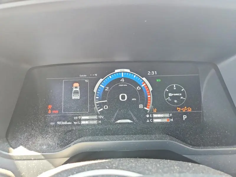 2025 TOYOTA TUNDRA CREWMAX LIMITED  