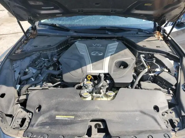 2018 INFINITI Q50 LUXE  