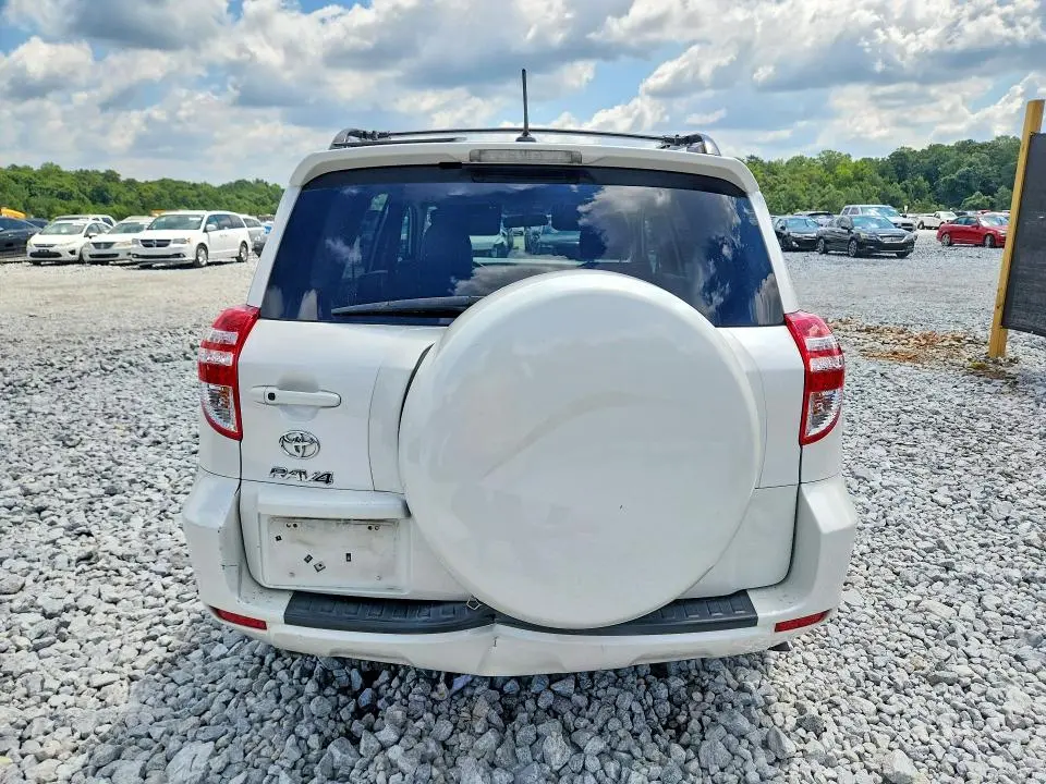 2011 TOYOTA RAV4 LIMITED  