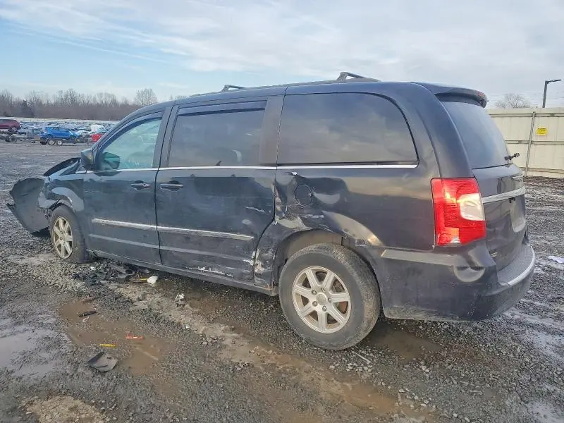 2013 CHRYSLER TOWN & COUNTRY TOURING  