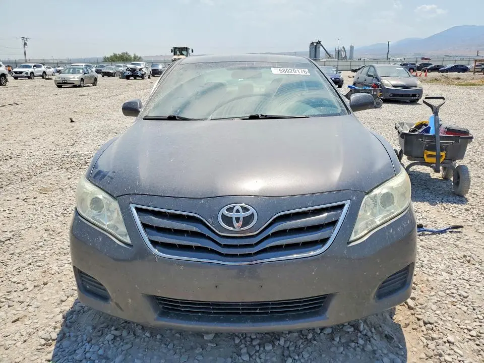 2011 TOYOTA CAMRY LE  