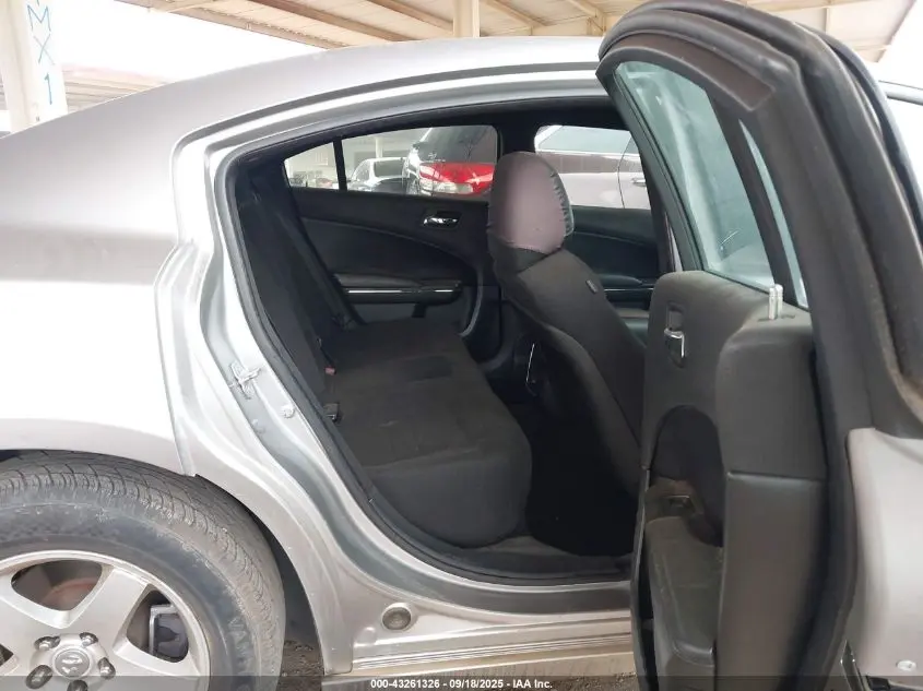 2014 DODGE CHARGER SE