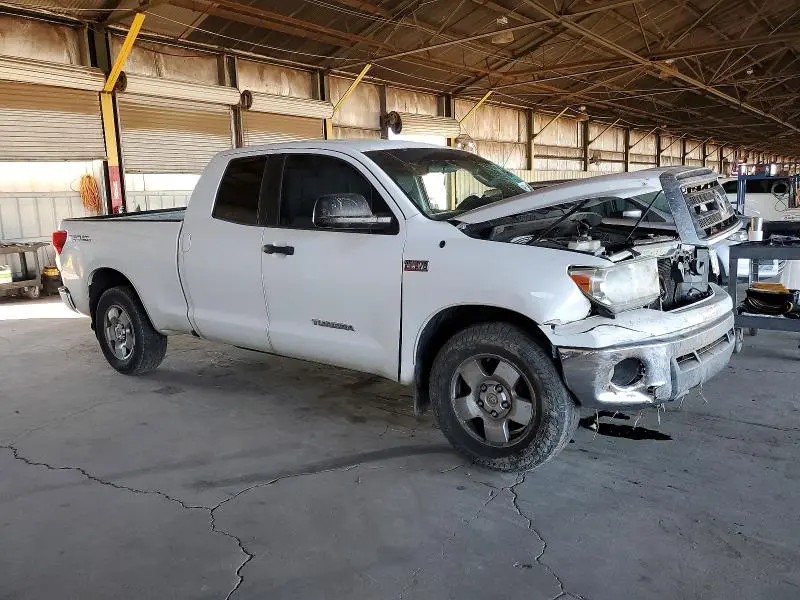 2013 TOYOTA TUNDRA DOUBLE CAB SR5  