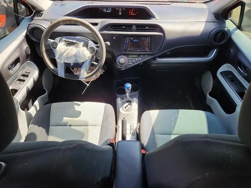 2014 TOYOTA PRIUS C TWO  