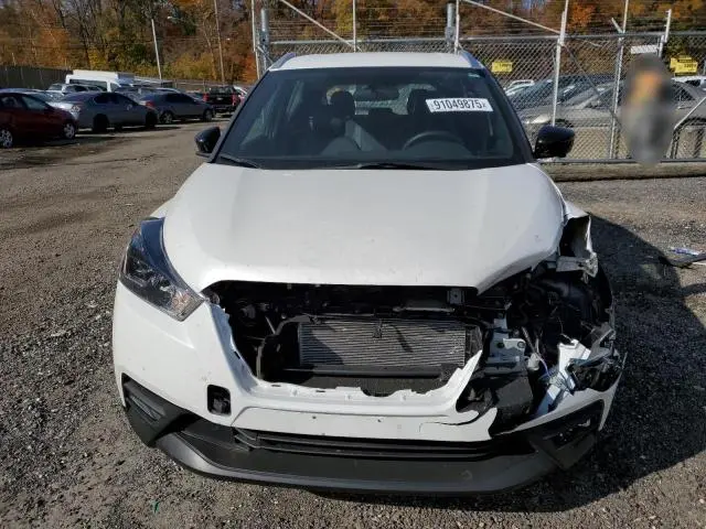 2019 NISSAN KICKS S  