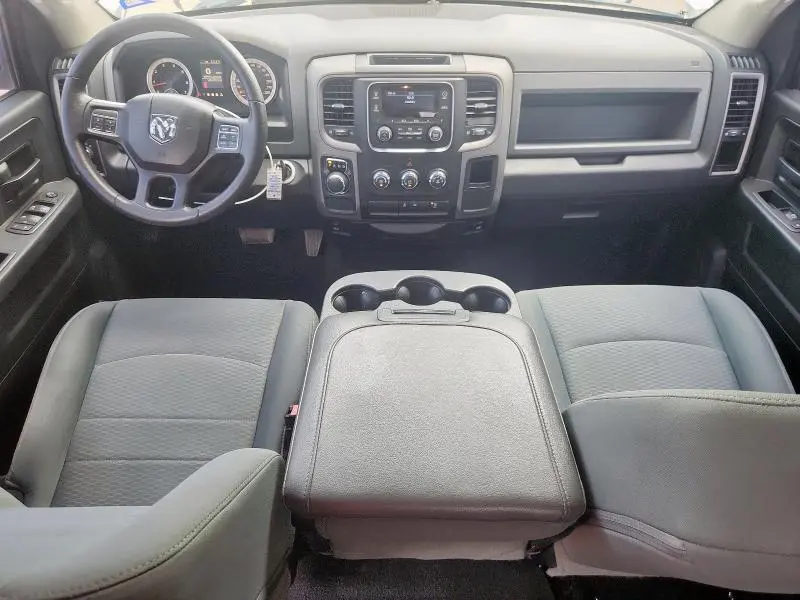 2016 RAM 1500 ST