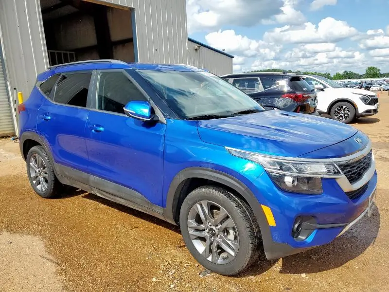 2021 KIA SELTOS S  