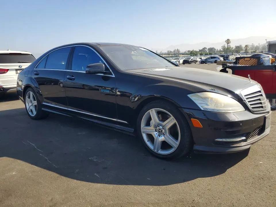 2013 MERCEDES-BENZ S 550  