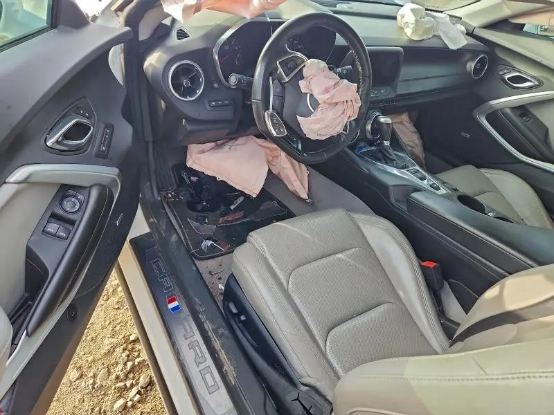 2017 CHEVROLET CAMARO LT  