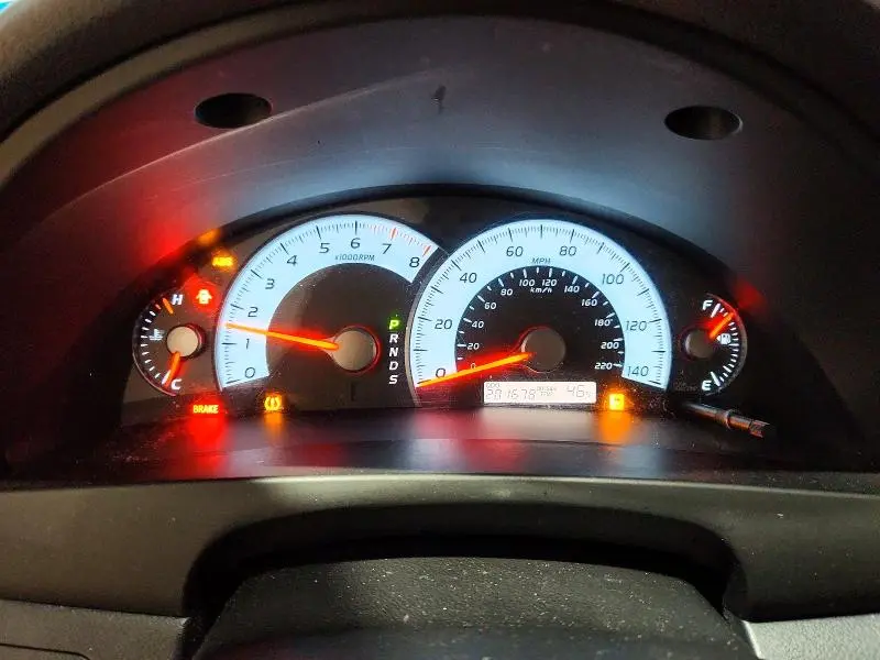 2010 TOYOTA CAMRY SE  