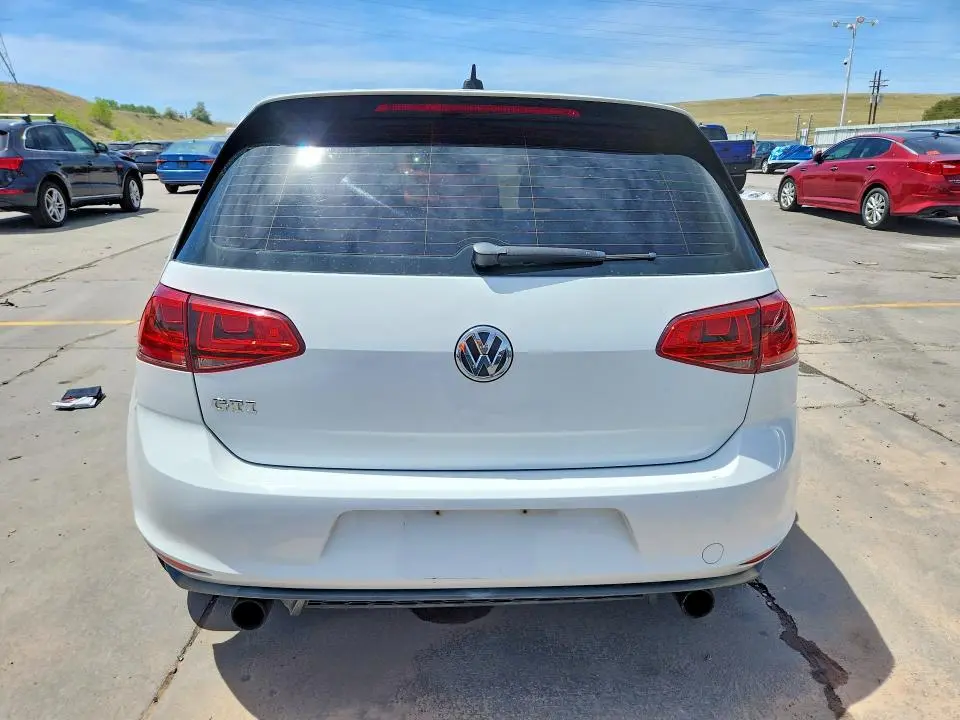 2015 VOLKSWAGEN GTI   
