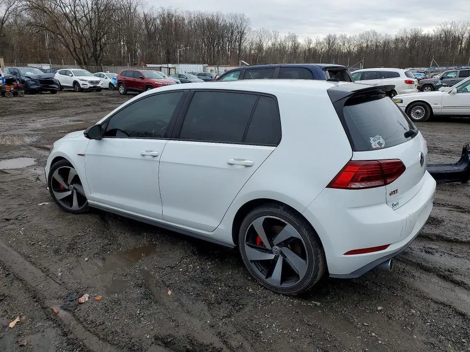 2021 VOLKSWAGEN GTI S  