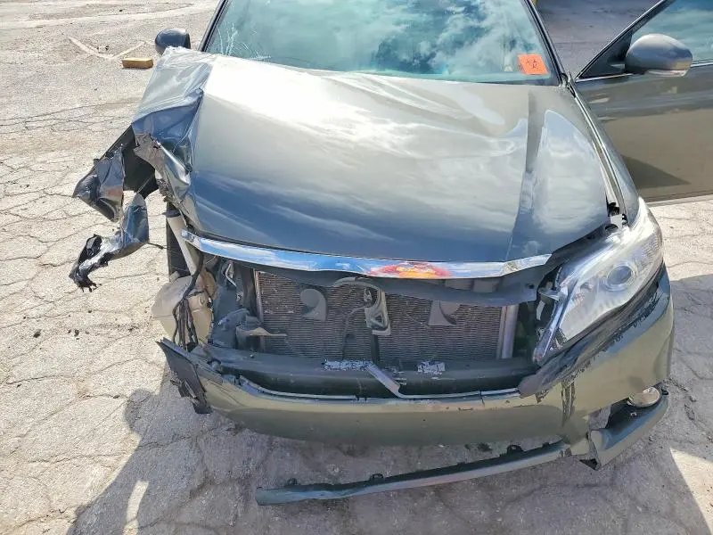 2011 TOYOTA AVALON LIMITED  