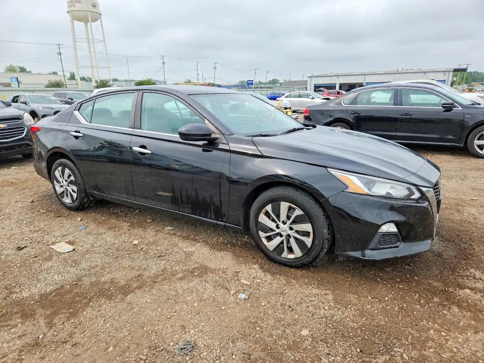 2020 NISSAN ALTIMA S  
