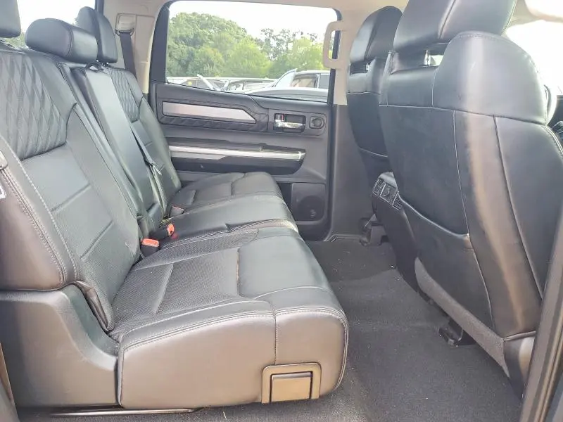 2016 TOYOTA TUNDRA PLATINUM  