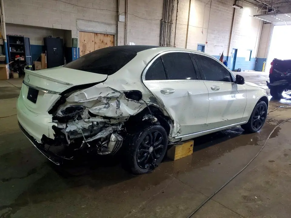 2015 MERCEDES-BENZ C 300 4MATIC  