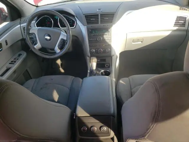 2010 CHEVROLET TRAVERSE LT  