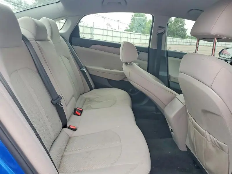 2019 HYUNDAI SONATA SE  
