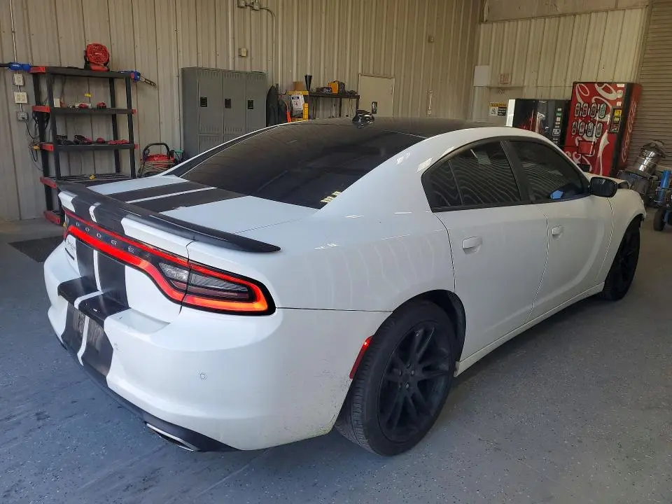 2018 DODGE CHARGER SXT PLUS  