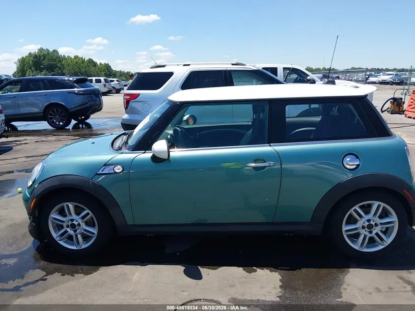 2012 MINI COOPER S  