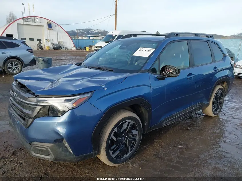 2025 SUBARU FORESTER LIMITED