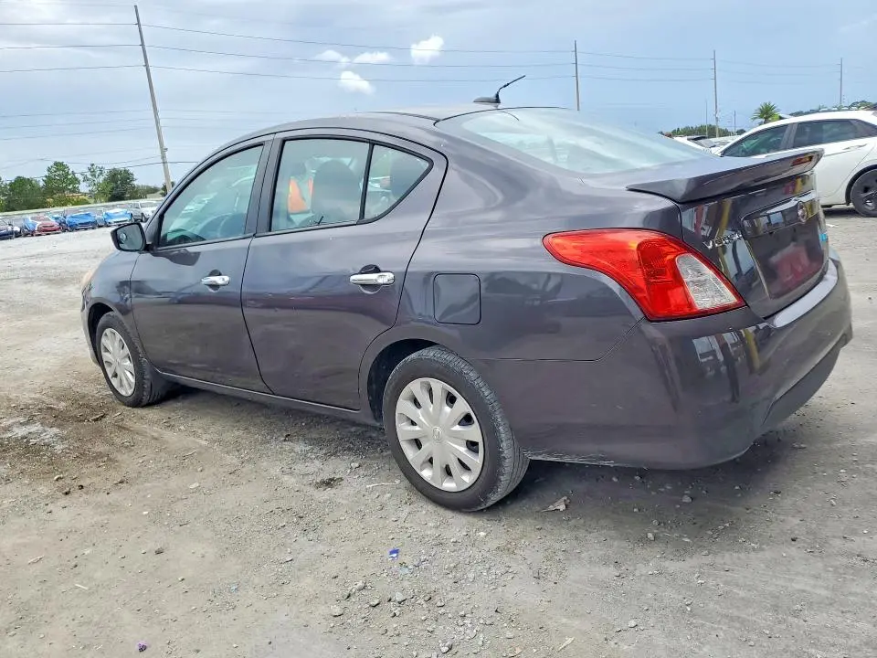 2015 NISSAN VERSA 1.6 SV  