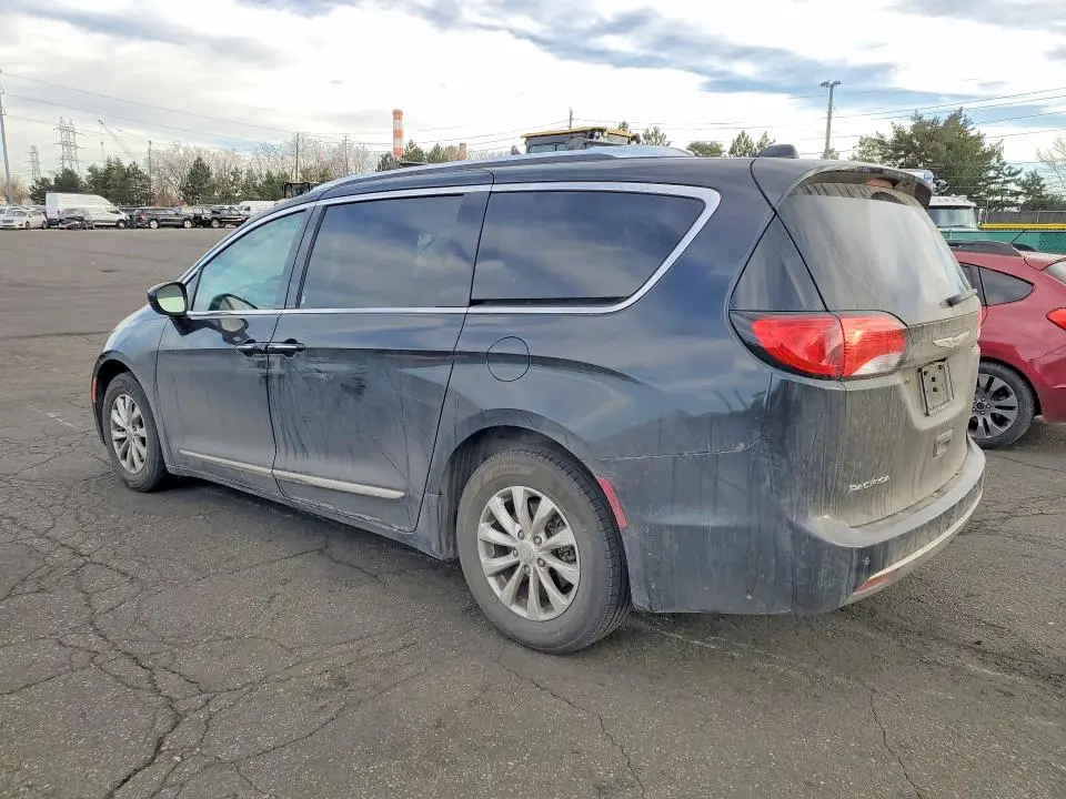 2018 CHRYSLER PACIFICA TOURING L  