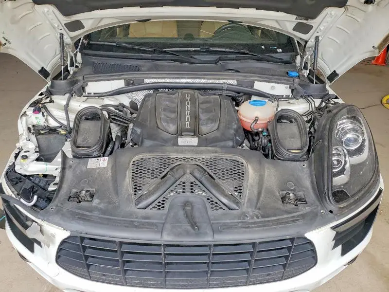 2018 PORSCHE MACAN S  