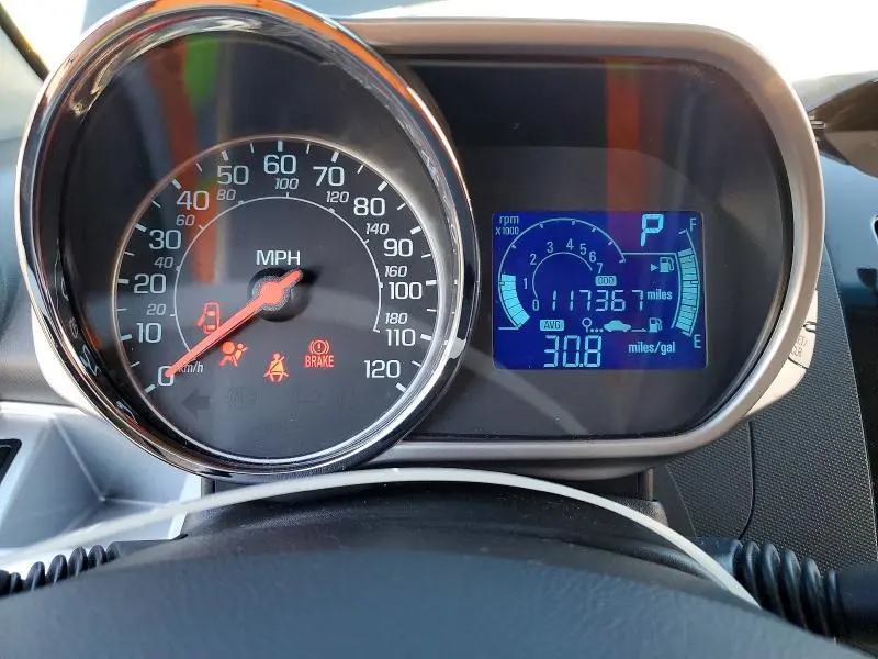 2015 CHEVROLET SPARK 1LT  