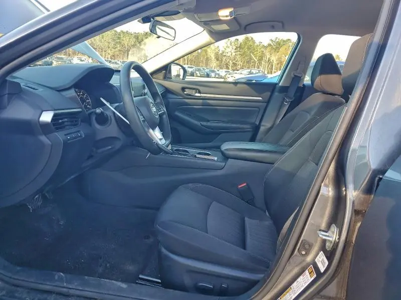 2022 NISSAN ALTIMA SV  