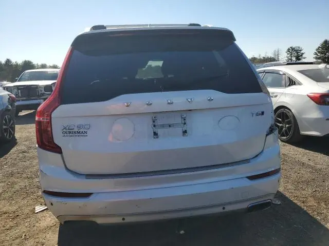 2016 VOLVO XC90 T6  