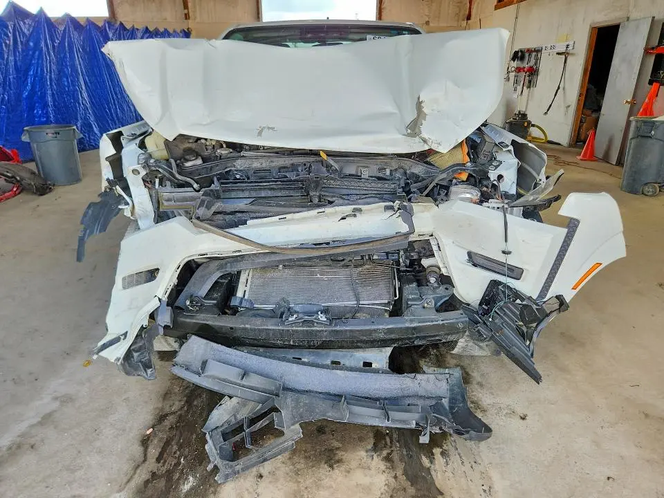 2024 NISSAN FRONTIER S  