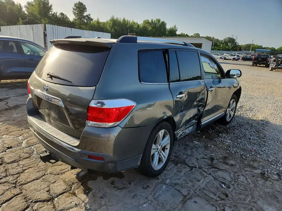2012 TOYOTA HIGHLANDER LIMITED  