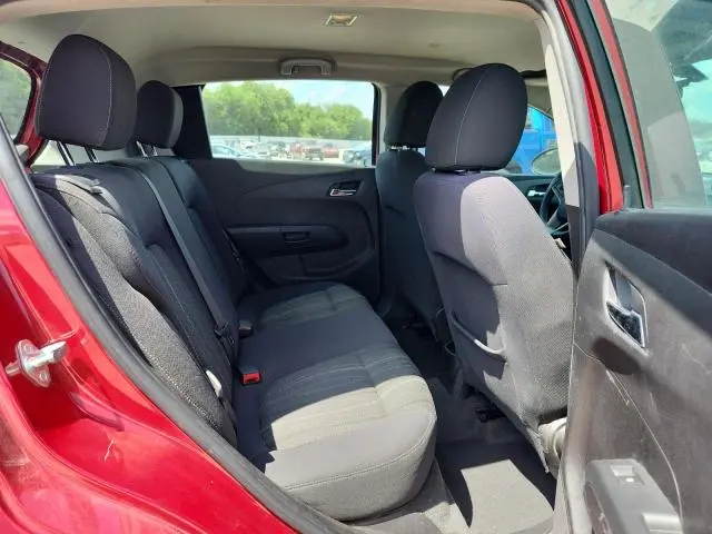 2015 CHEVROLET SONIC LT  