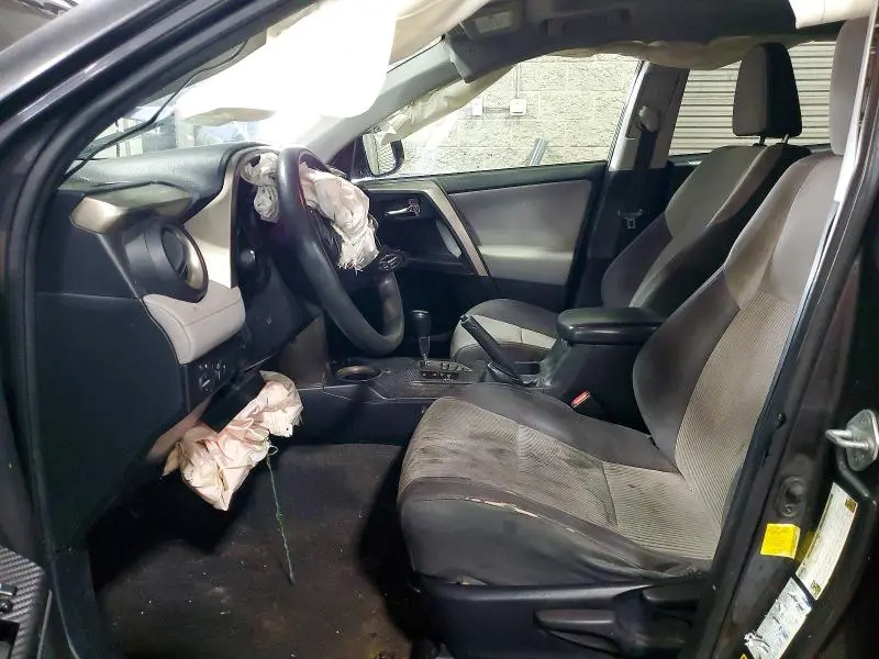 2014 TOYOTA RAV4 XLE  