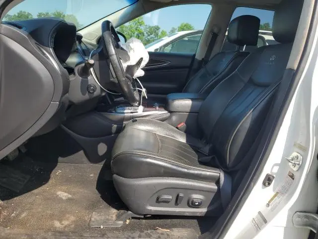 2013 INFINITI JX35 
