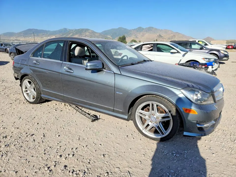 2012 MERCEDES-BENZ C 250  