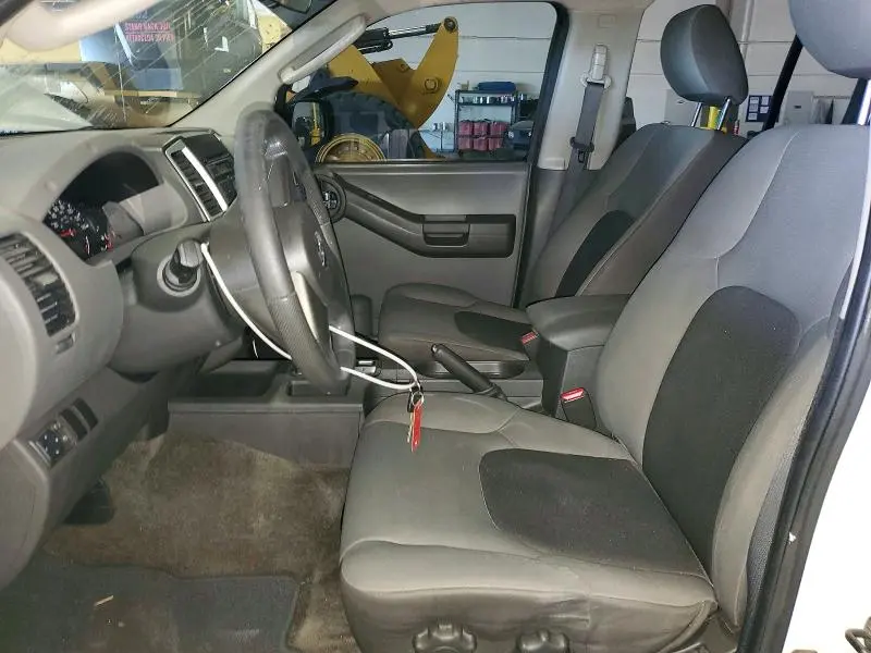 2011 NISSAN XTERRA X  