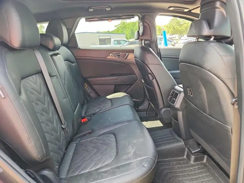 2024 KIA SPORTAGE X-PRO  