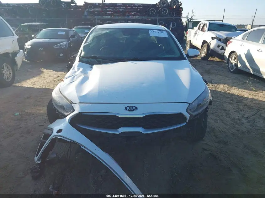 2021 KIA FORTE LXS