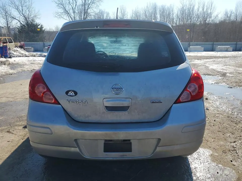 2012 NISSAN VERSA S  