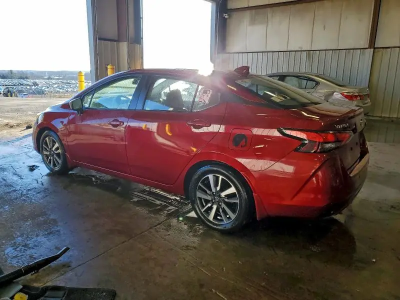 2022 NISSAN VERSA SV  