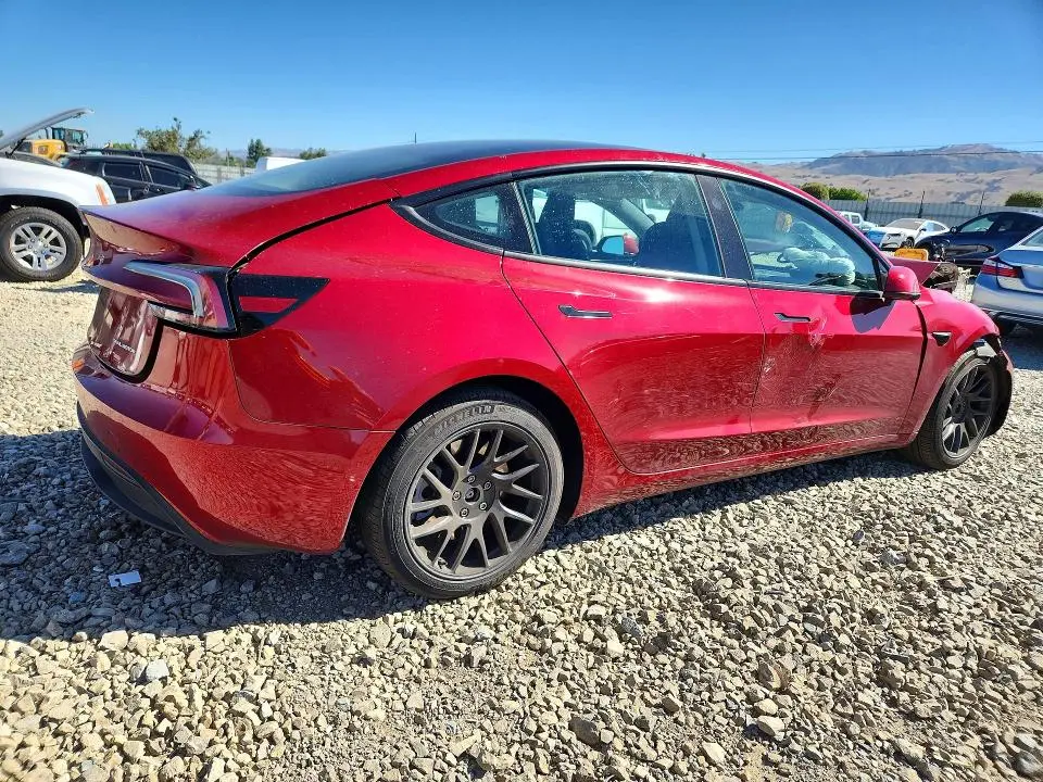 2024 TESLA MODEL 3   